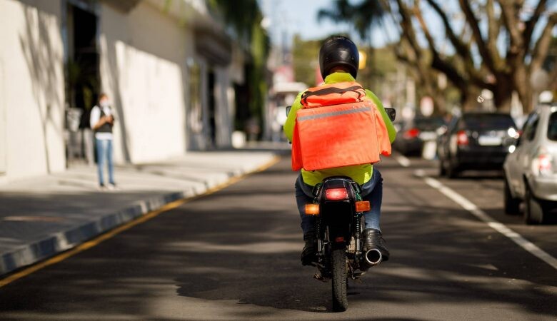 motoboys-de-aplicativos-conheca-as-opcoes-de-seguros-para-quem-deseja-explorar-a-modalidade