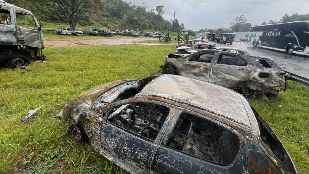 explosao-na-br-101-em-santa-catarina-reacende-debate-sobre-seguros-em-acidentes-com-cargas-perigosas