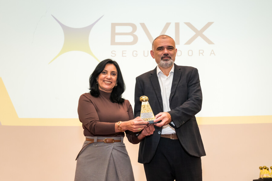 a-bvix-seguradora-recebeu-o-trofeu-estruturacao-em-tempo-recorde-com-sustentabilidade-financeira