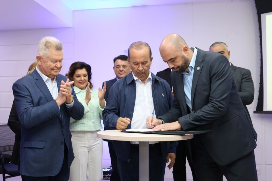 governo-de-sc-firma-acordo-inedito-de-r-40-milhoes-para-transformar-a-saude-publica-com-tecnologia-e-inovacao