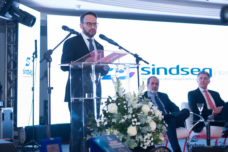 'sindseg-pr-ms-comemora-100-anos-com-olhar-para-o-futuro-tecnologia-e-tradicao-no-almoco-do-centenario'