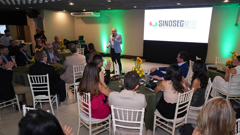 ronaldo-dalcin-encerra-gestao-no-sindsegnne-com-legado-de-inovacao-e-fortalecimento-do-mercado-segurador