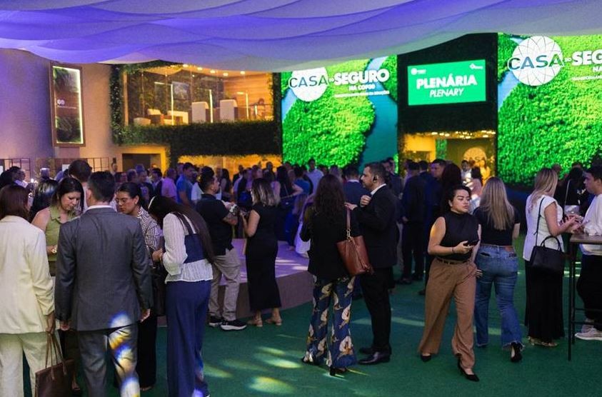 setor-de-seguros-abre-as-portas-para-a-sociedade-na-cop30-com-pre-lancamento-da-casa-do-seguro