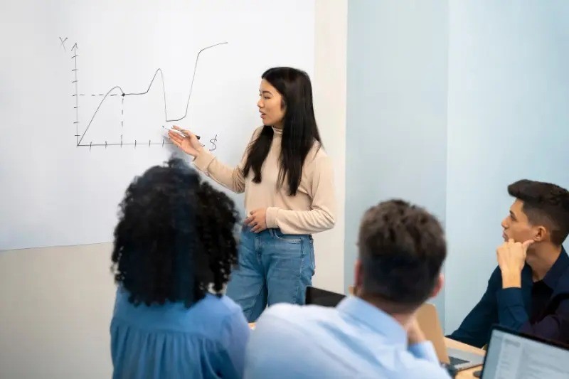 seguro-de-carreira-pode-se-tornar-obrigatorio-para-profissionais-da-educacao