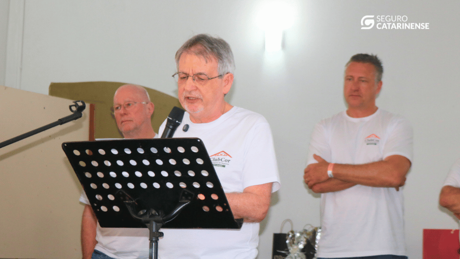 20-feijoada-do-clubcor-vale-europeu-reune-mais-de-400-pessoas-em-blumenau