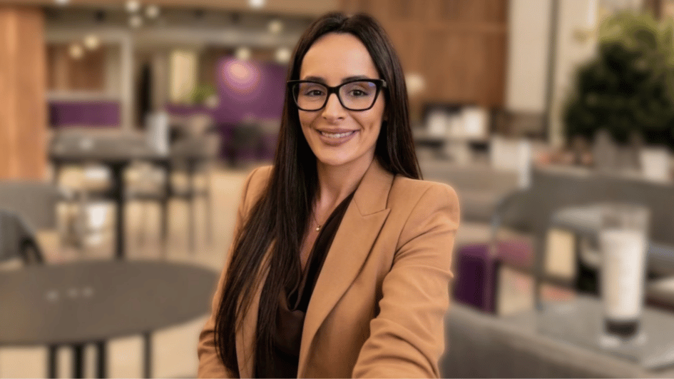 mulher-corretora-de-seguros-e-com-mais-de-500-clientes-conheca-a-carreira-de-bruna-daniel