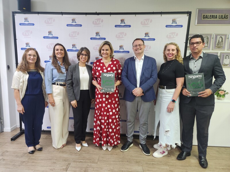 sindsegsc-recebe-mocao-de-louvor-em-comemoracao-ao-centenario-na-camara-municipal-de-blumenau